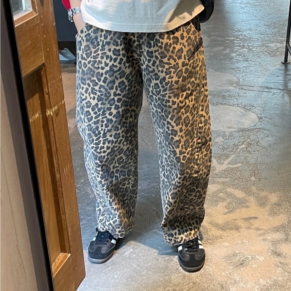 Le Bon Shoppe Arc Leopard Pant